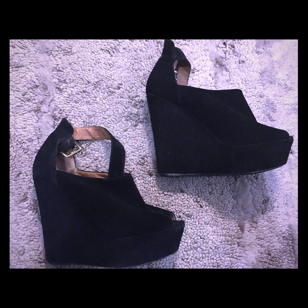 Black Michaels Kors Wedges Size - 9